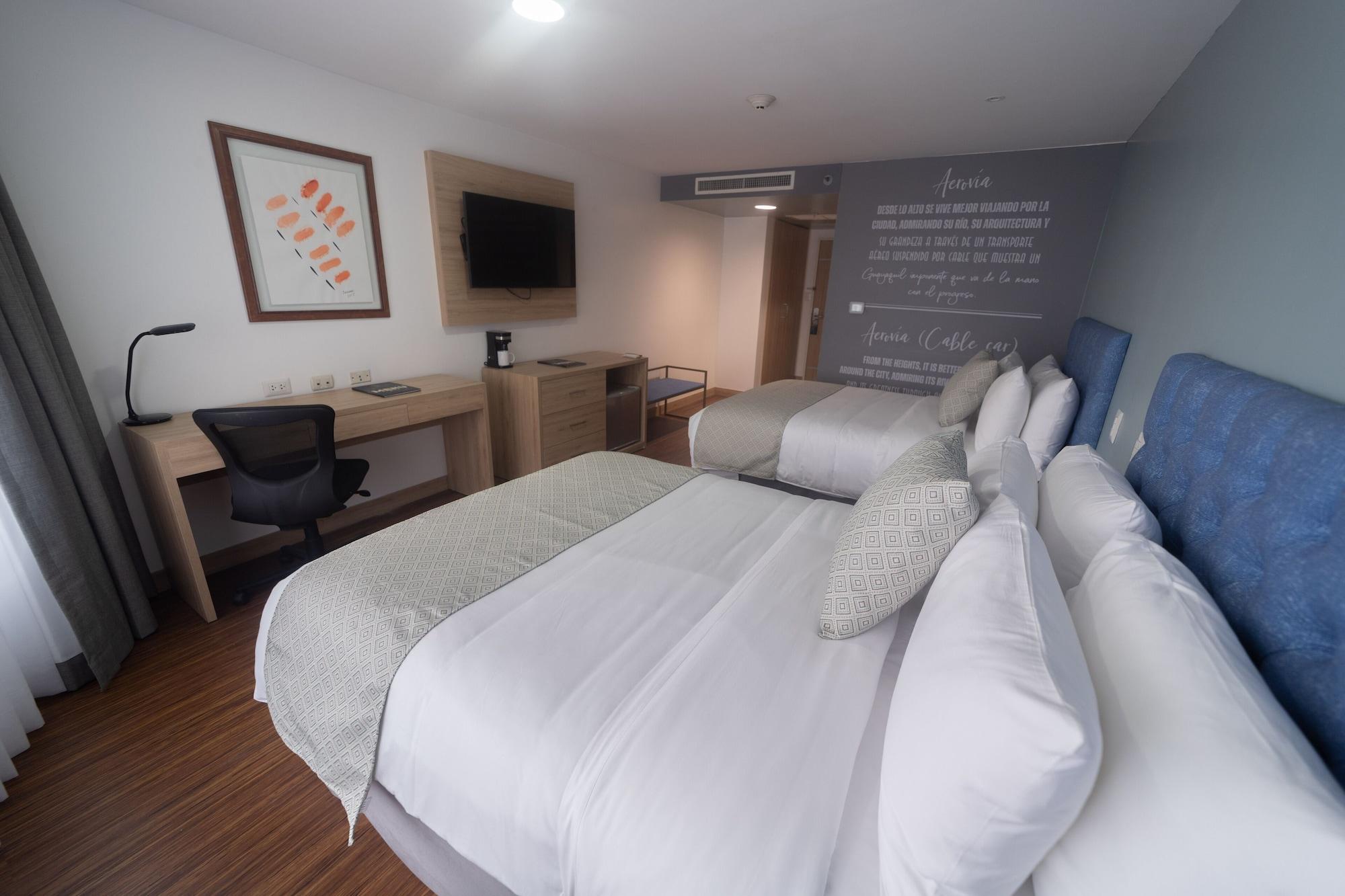 Tryp By Wyndham Guayaquil Airport Hotel Exterior photo A room at the hotel