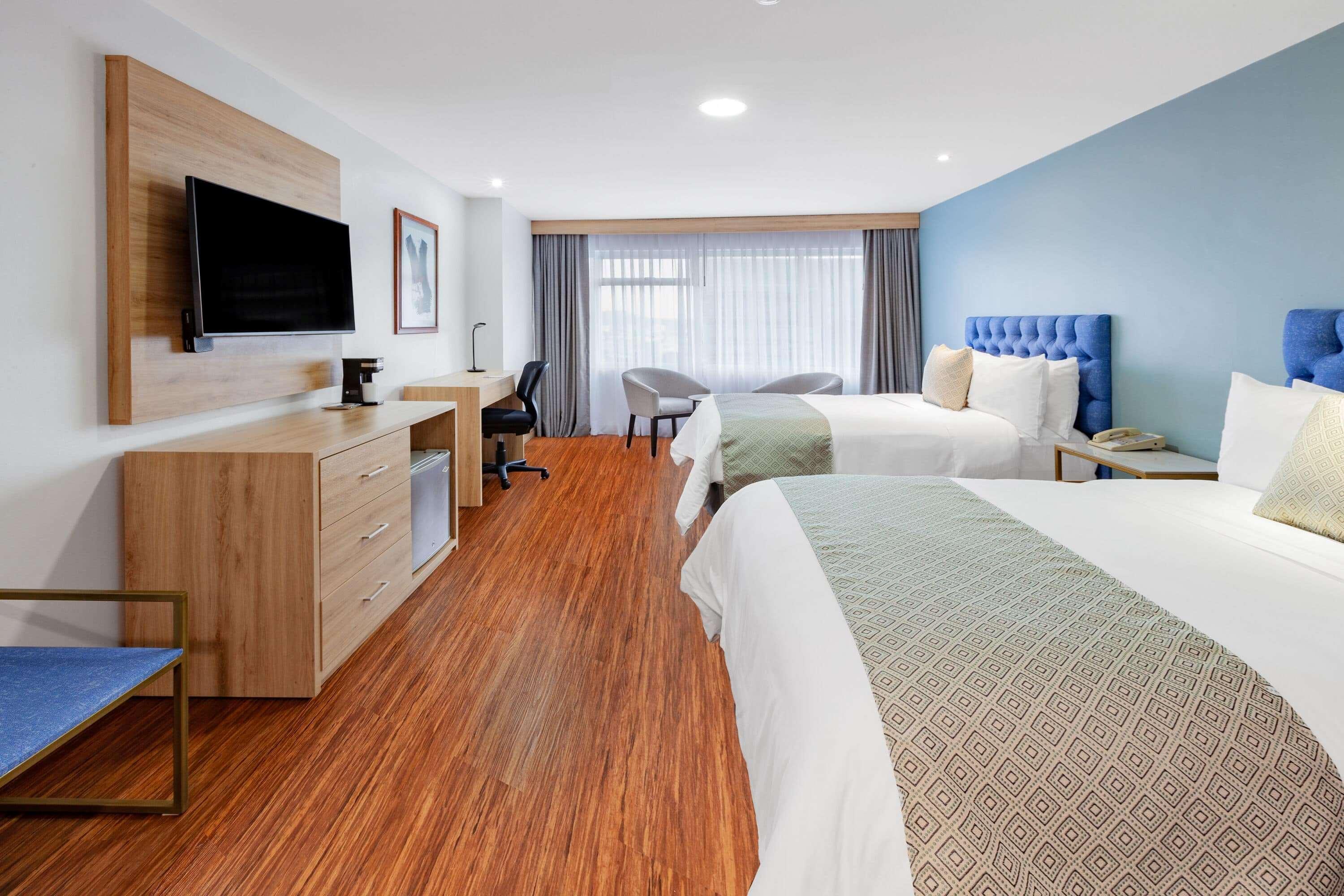 Tryp By Wyndham Guayaquil Airport Hotel Exterior photo A typical room at the Holiday Inn Express
