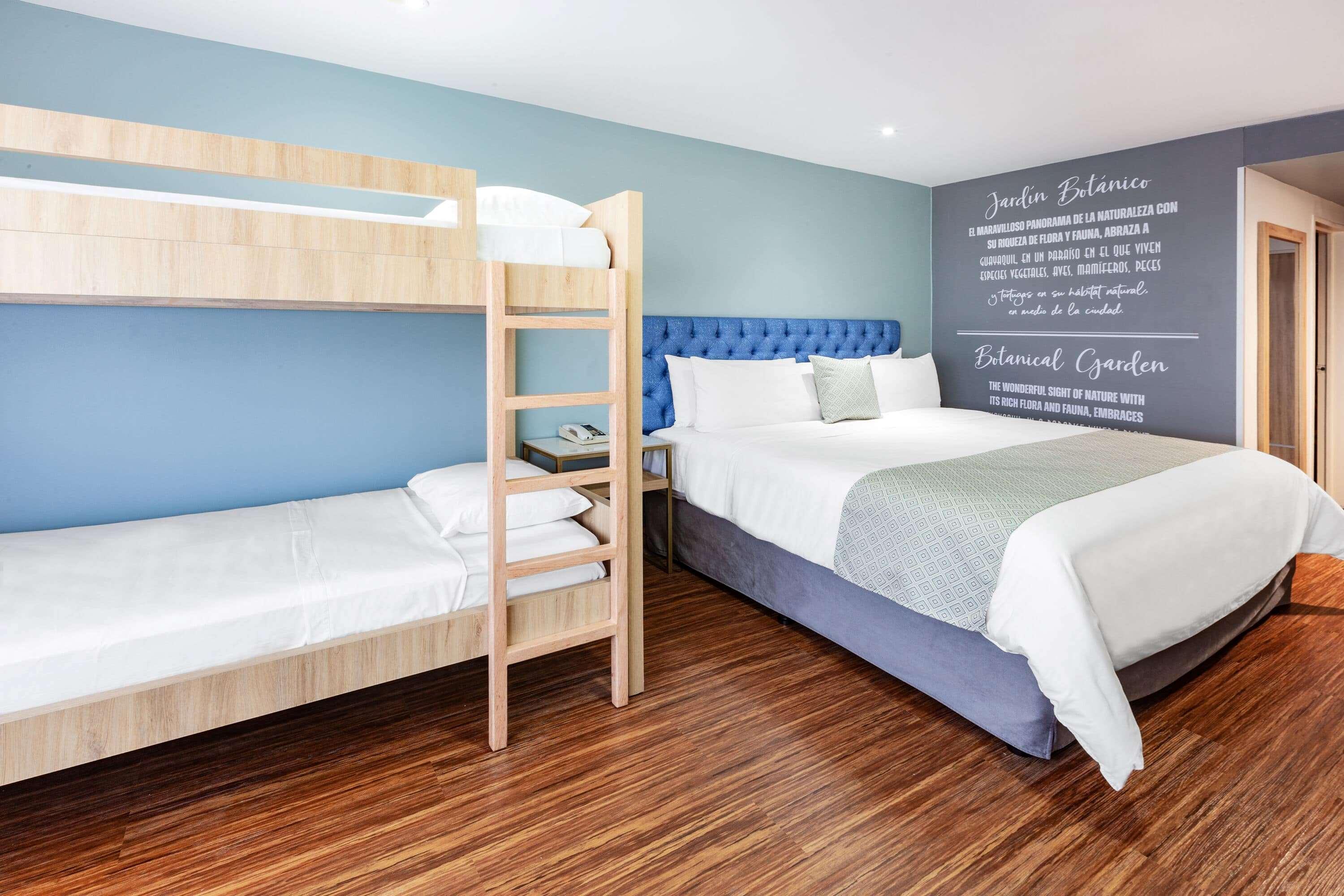 Tryp By Wyndham Guayaquil Airport Hotel Exterior photo Family room at the hotel